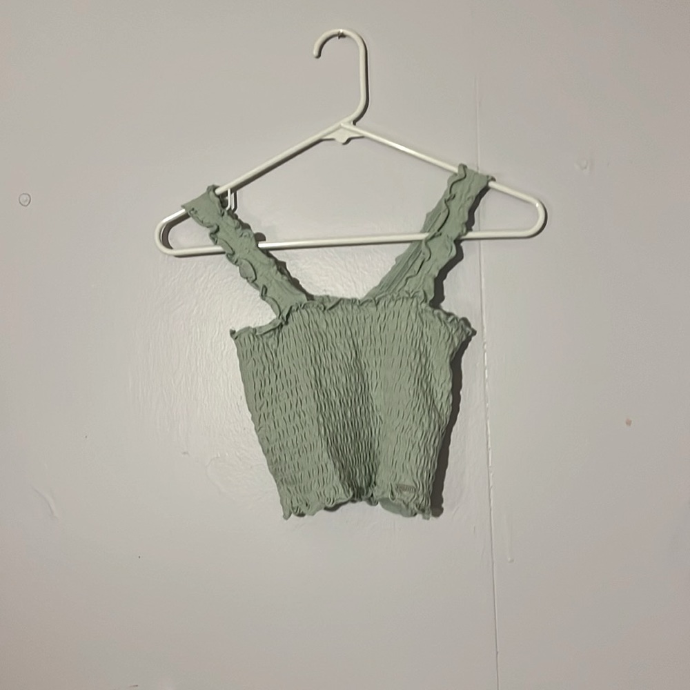 Hollister lettuce cut tank too